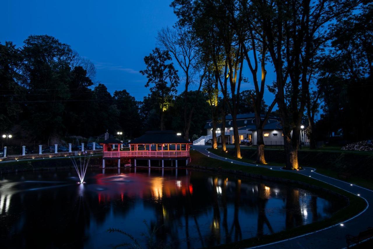 Pod Ksiecia Gorka Hotell Oleszyce Exteriör bild