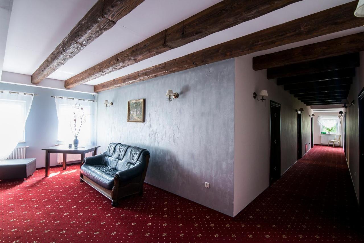 Pod Ksiecia Gorka Hotell Oleszyce Exteriör bild