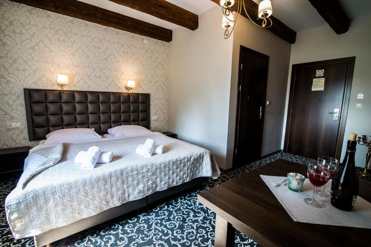 Pod Ksiecia Gorka Hotell Oleszyce Exteriör bild
